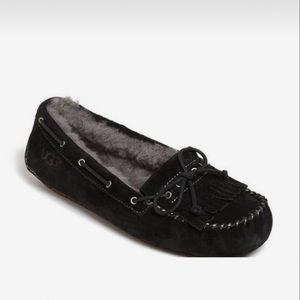 UGG Australia Mandie Mandy Women’s Moccasin Slippers warm comfortable house
